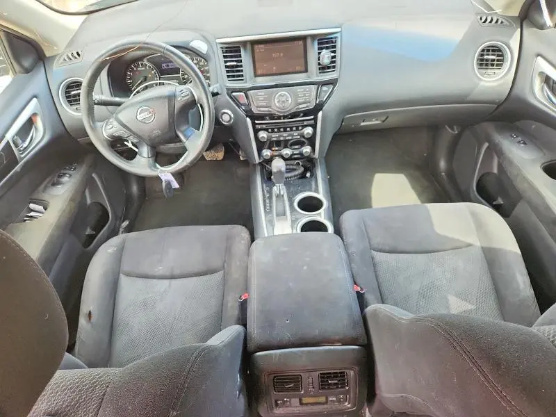 2015 NISSAN PATHFINDER SV  