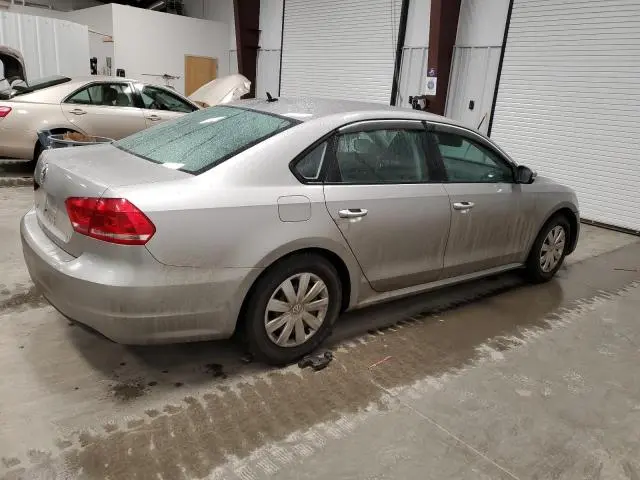 2013 VOLKSWAGEN PASSAT S  