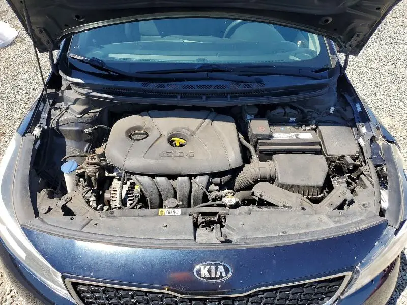 2017 KIA FORTE LX  