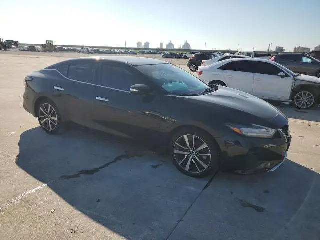 2021 NISSAN MAXIMA SV  