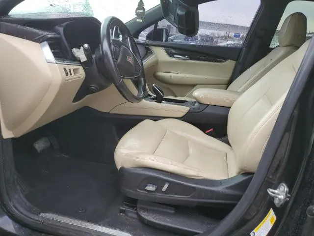 2017 CADILLAC XT5 