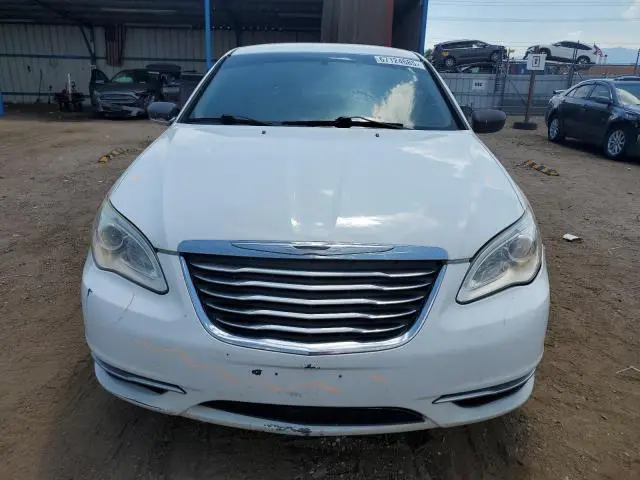 2013 CHRYSLER 200 LX  