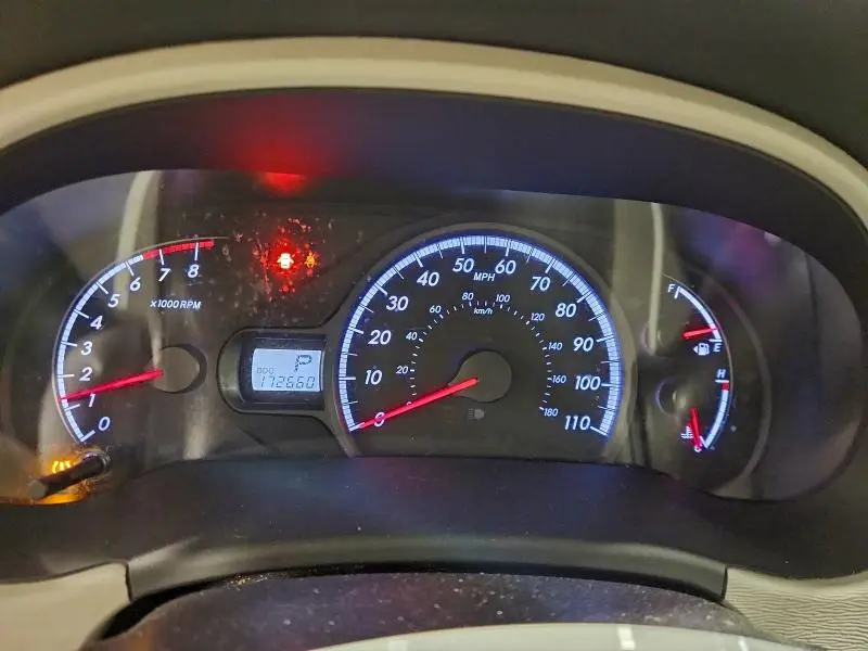 2014 TOYOTA SIENNA LE  