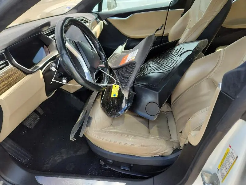 2015 TESLA MODEL S   
