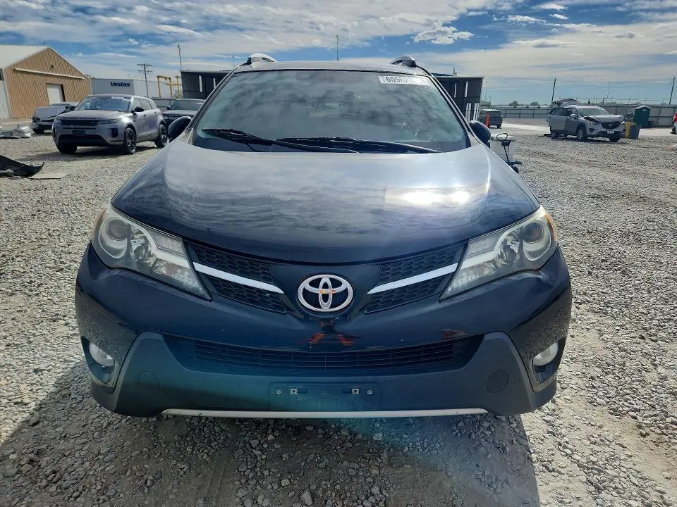 2013 TOYOTA RAV4 XLE  