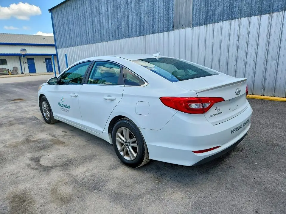 2017 HYUNDAI SONATA SE  