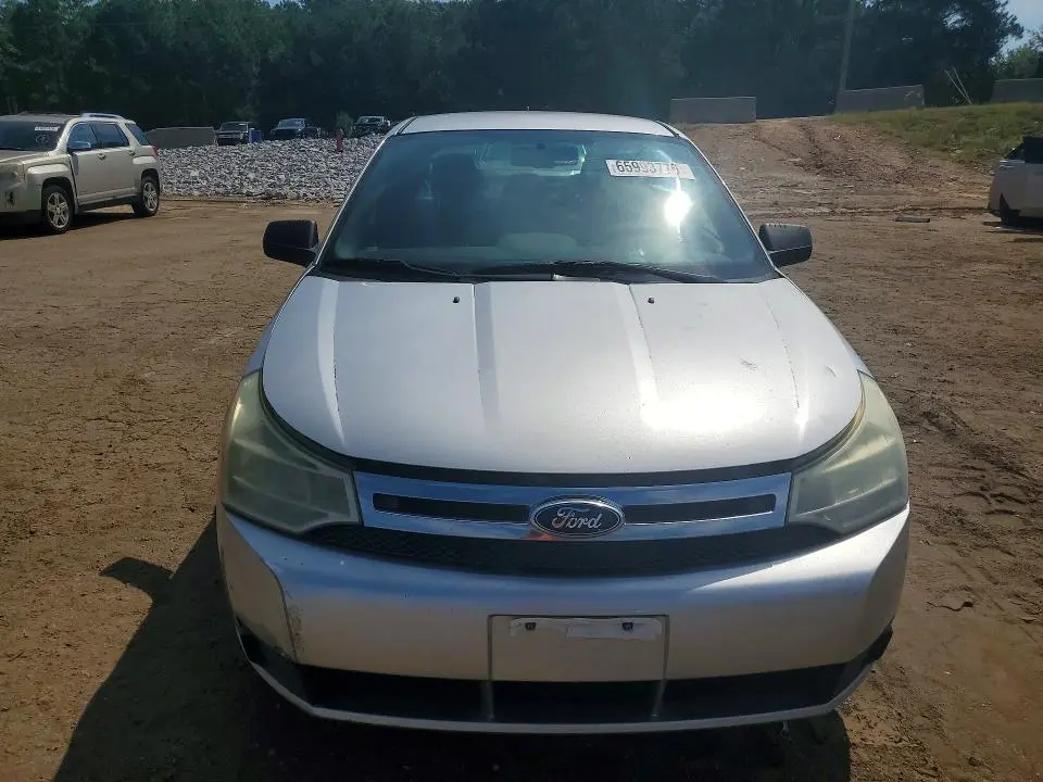 2011 FORD FOCUS SE  