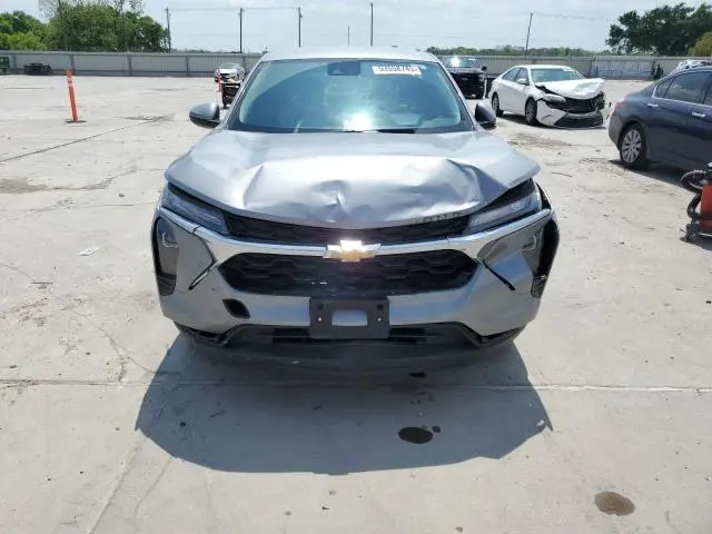 2025 CHEVROLET TRAX LS