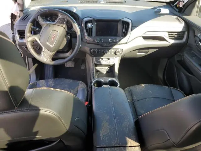 2022 GMC TERRAIN AT4  