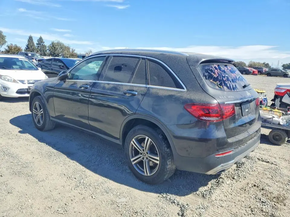 2021 MERCEDES-BENZ GLC 300  