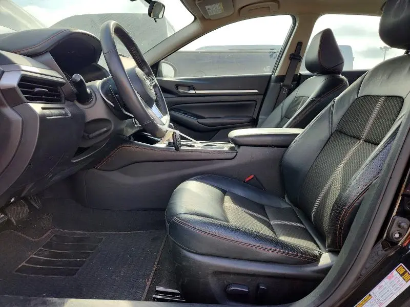 2024 NISSAN ALTIMA SR  