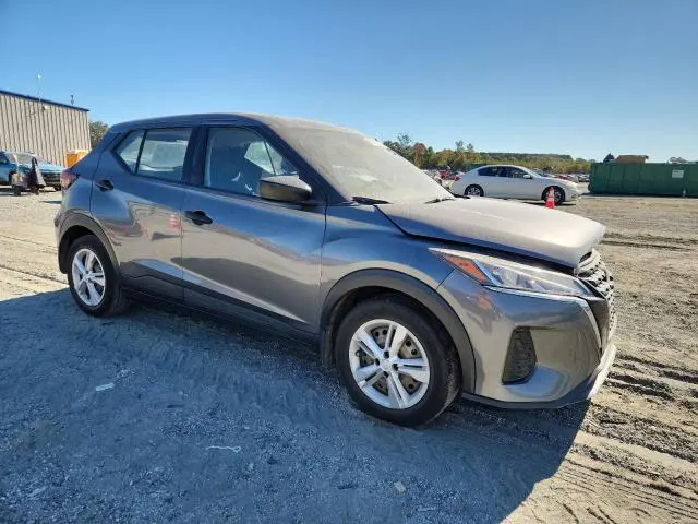 2021 NISSAN KICKS S  