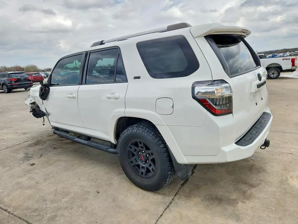 2023 TOYOTA 4RUNNER SR5 PREMIUM  