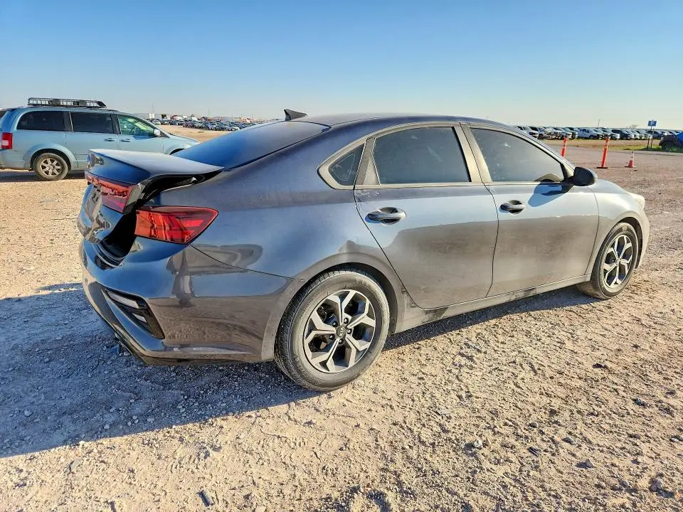 2020 KIA FORTE LXS  