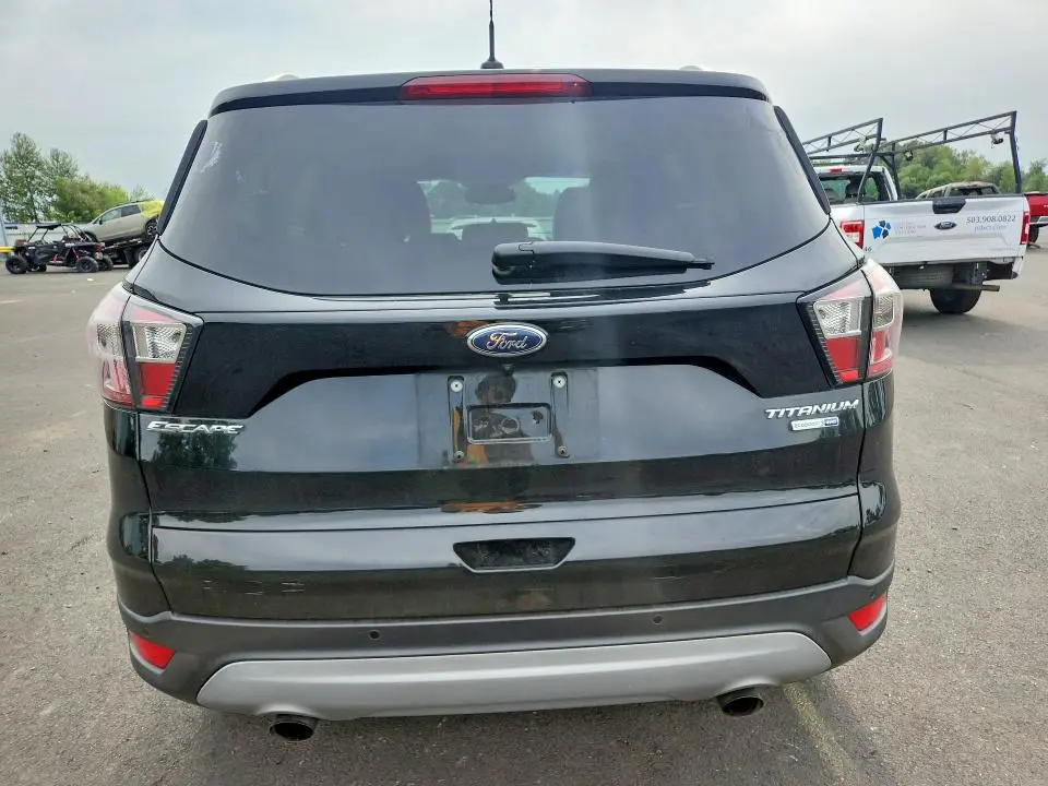 2017 FORD ESCAPE TITANIUM  
