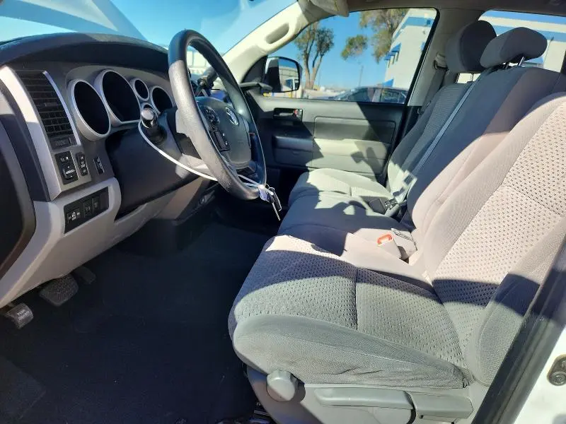 2013 TOYOTA TUNDRA DOUBLE CAB SR5  