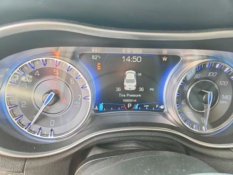 2015 CHRYSLER 300 LIMITED  