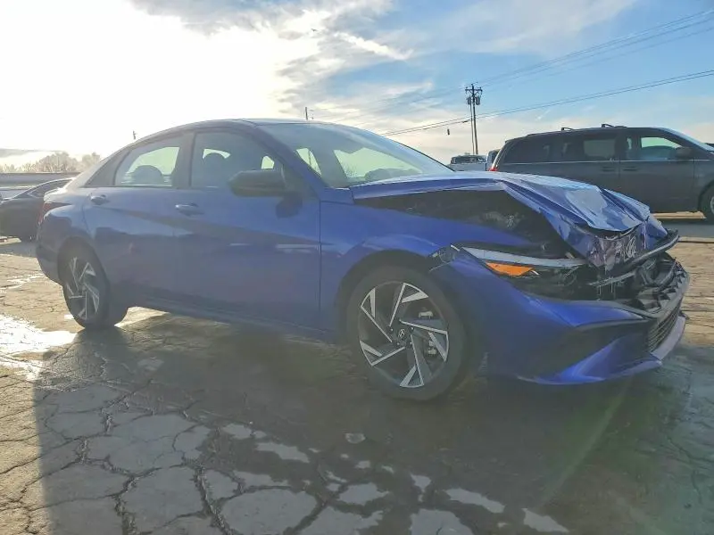 2025 HYUNDAI ELANTRA SEL SPORT  