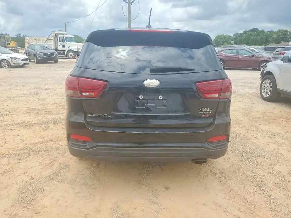 2019 KIA SORENTO LX  