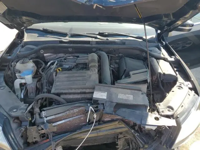 2017 VOLKSWAGEN JETTA SE