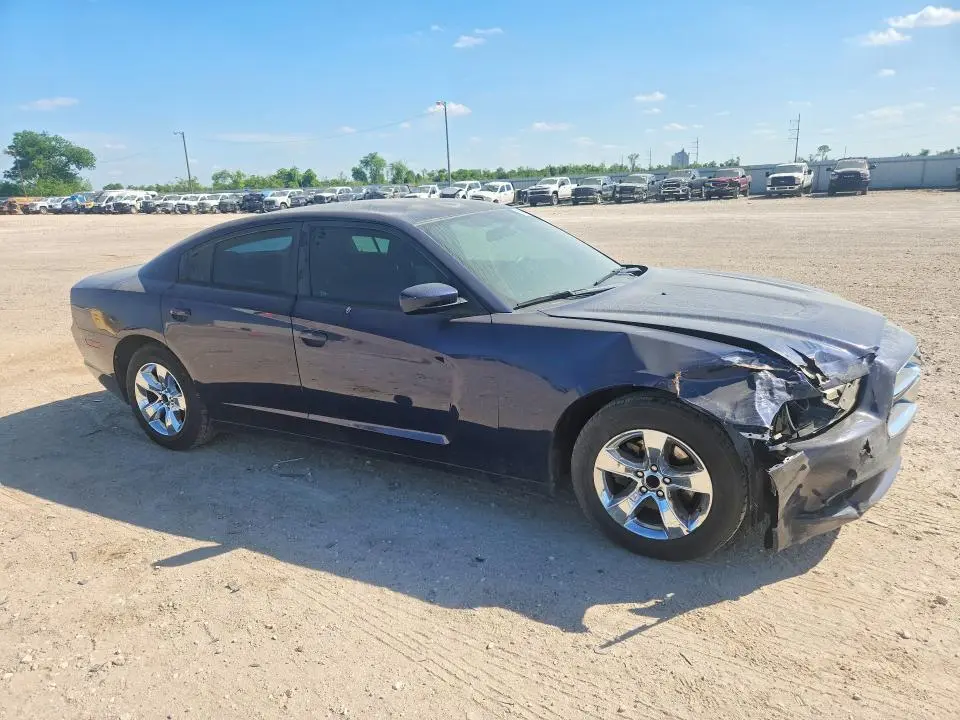 2014 DODGE CHARGER SE  