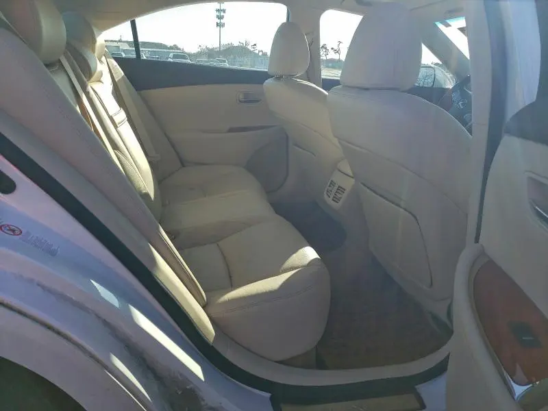 2010 LEXUS ES 350  