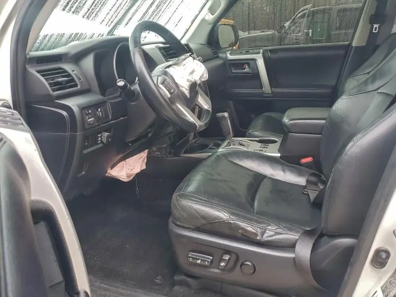 2013 TOYOTA 4RUNNER SR5  