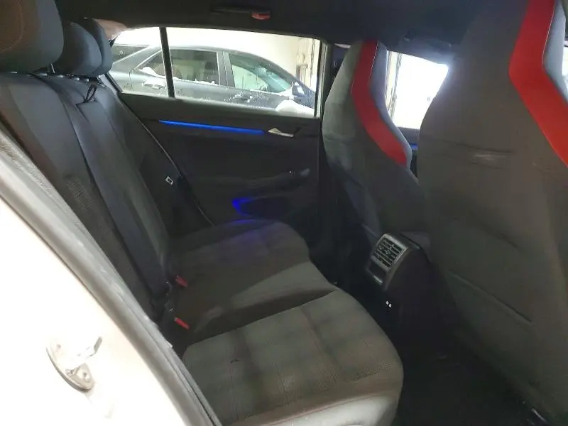 2022 VOLKSWAGEN GTI S  