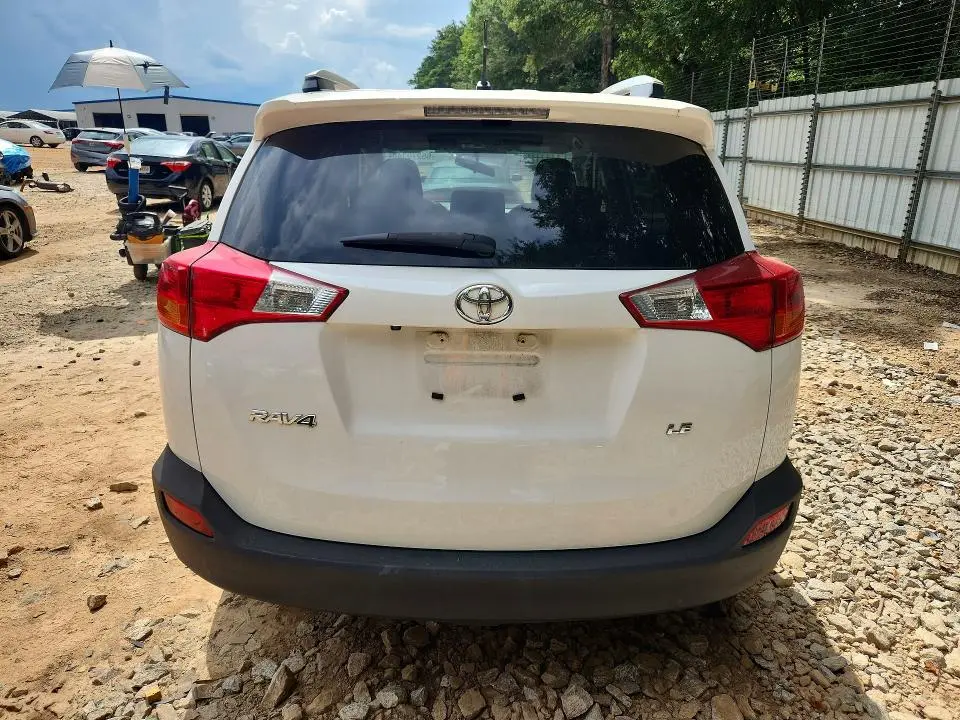 2014 TOYOTA RAV4 LE  