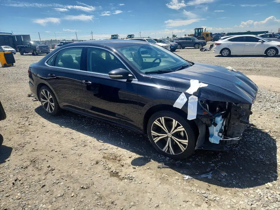 2021 VOLKSWAGEN PASSAT SE  