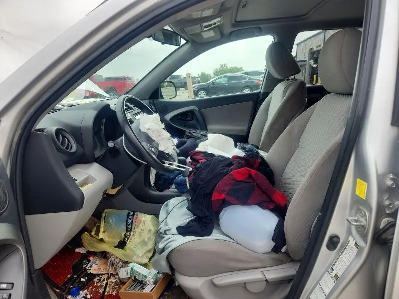 2011 TOYOTA RAV4 BASE  