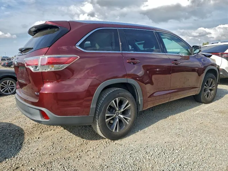 2016 TOYOTA HIGHLANDER XLE  