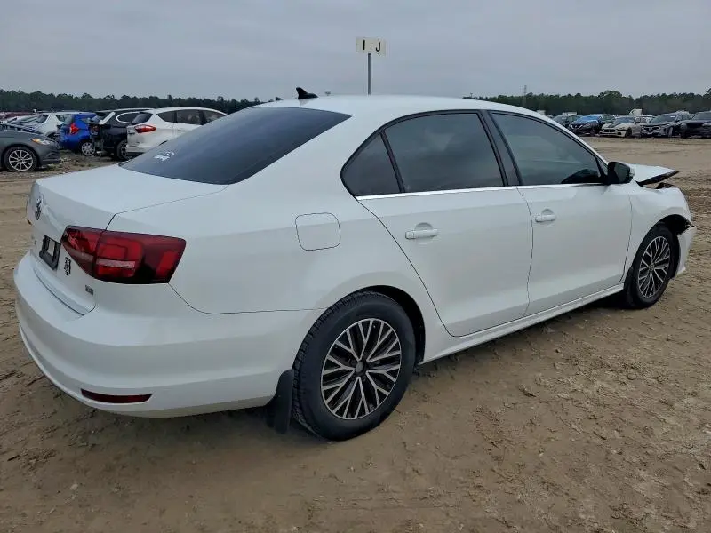 2018 VOLKSWAGEN JETTA SE  