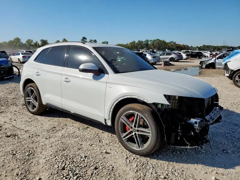 2025 AUDI Q5 E PREMIUM PLUS 55  