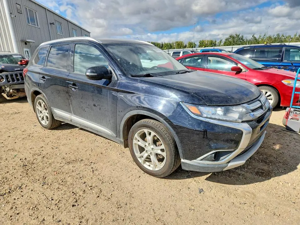 2016 MITSUBISHI OUTLANDER SE  