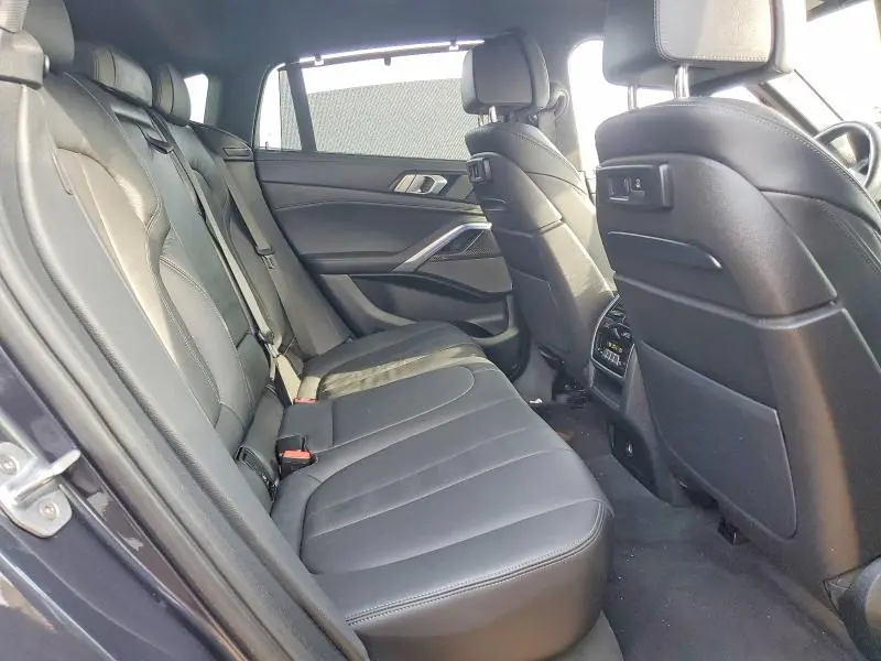 2020 BMW X6 M50I  