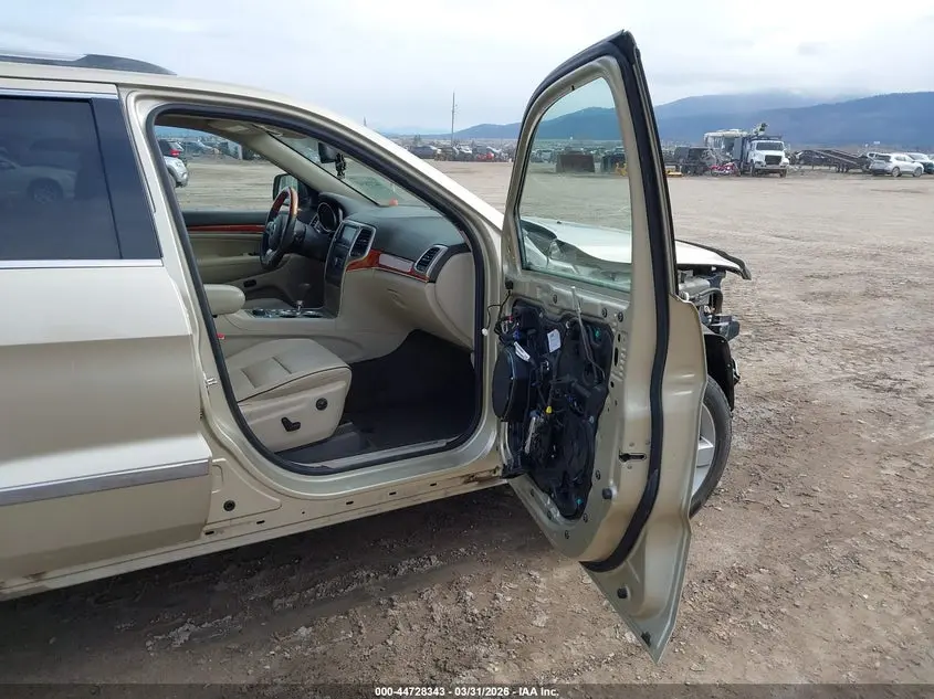 2011 JEEP GRAND CHEROKEE OVERLAND