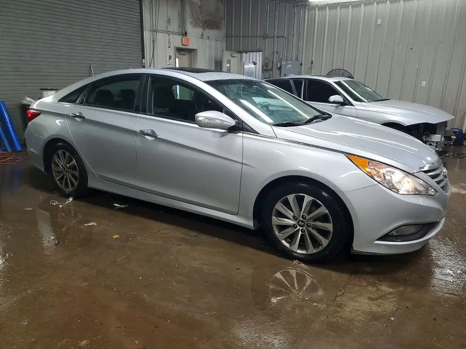 2014 HYUNDAI SONATA SE  