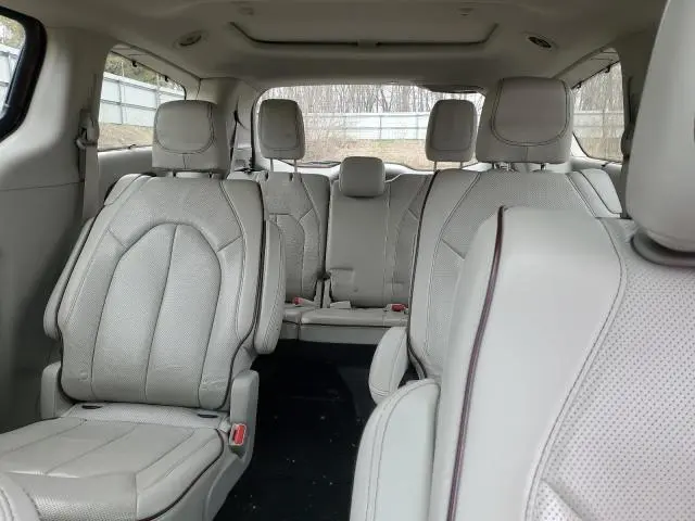 2018 CHRYSLER PACIFICA LIMITED  