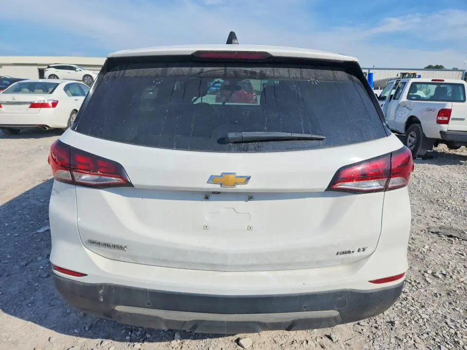 2022 CHEVROLET EQUINOX LT  