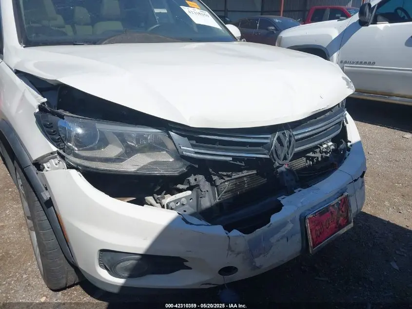 2013 VOLKSWAGEN TIGUAN SEL