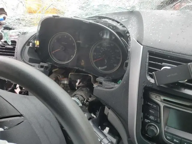 2015 HYUNDAI ACCENT GLS  