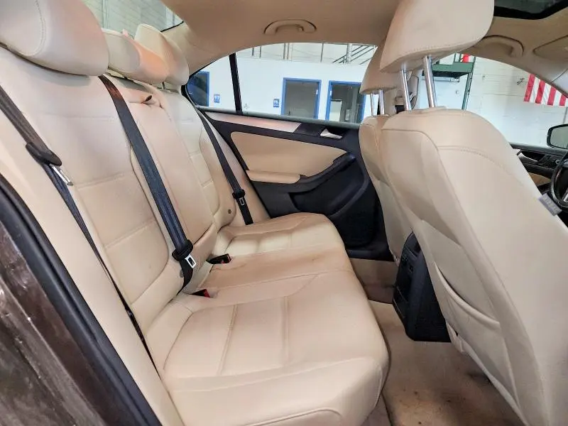 2014 VOLKSWAGEN JETTA SE  