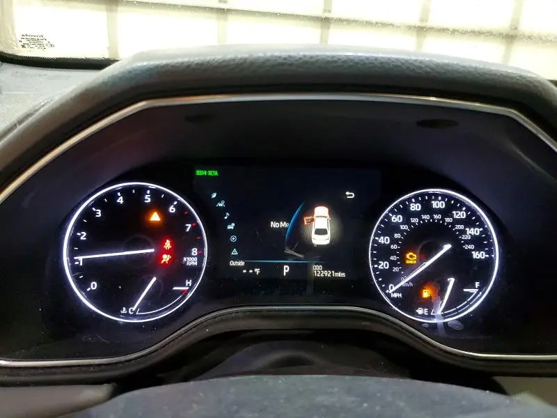 2019 TOYOTA AVALON XSE  