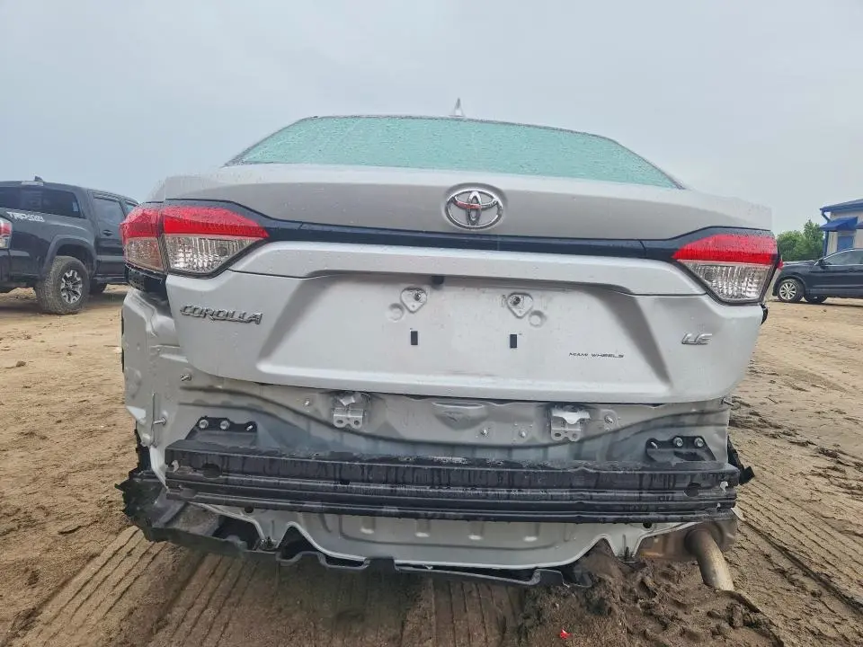 2022 TOYOTA COROLLA LE  