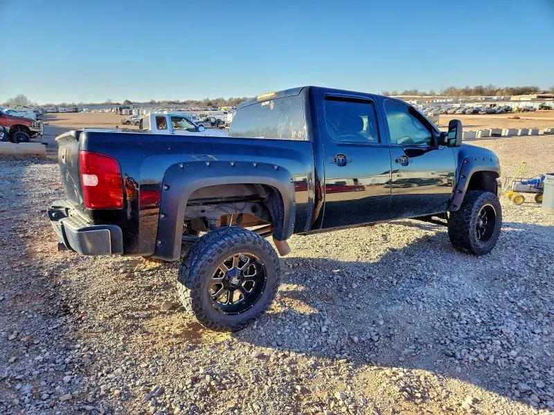 2011 CHEVROLET SILVERADO C1500 LT  