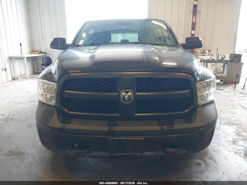 2019 RAM 1500 CLASSIC TRADESMAN  4X4 5'7 BOX