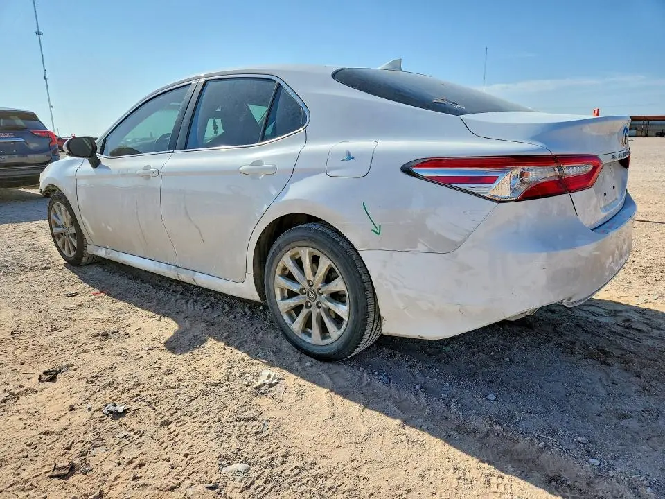 2020 TOYOTA CAMRY LE  