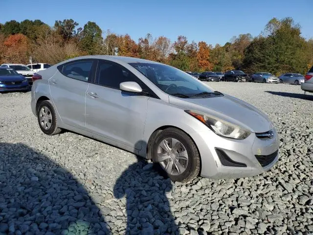 2016 HYUNDAI ELANTRA SE  