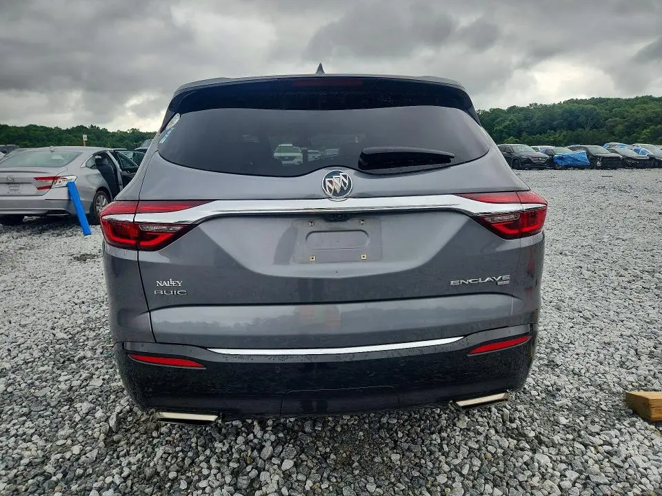 2018 BUICK ENCLAVE AVENIR  